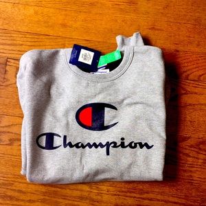 NWT Champion xl fleece crew neck sweatshirt